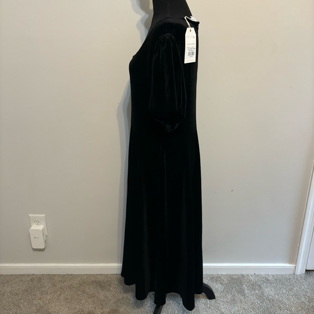 Ivy City Co Cleo Dress Black Velvet Velour Maxi Dress with Puff Sleeves XL - Picture 5 of 7